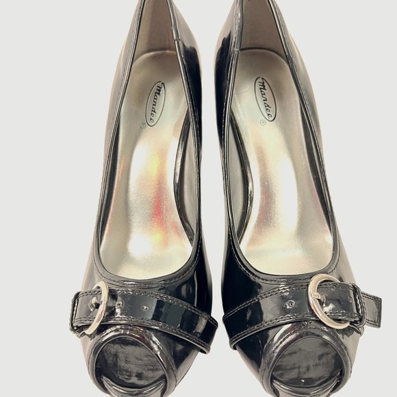 Mandee’s Women Heels Sz US 6 Black - Picture 1 of 6